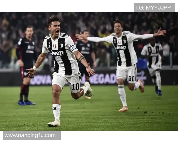 国际米兰与尤文图斯激战四月末争夺意甲荣耀之战